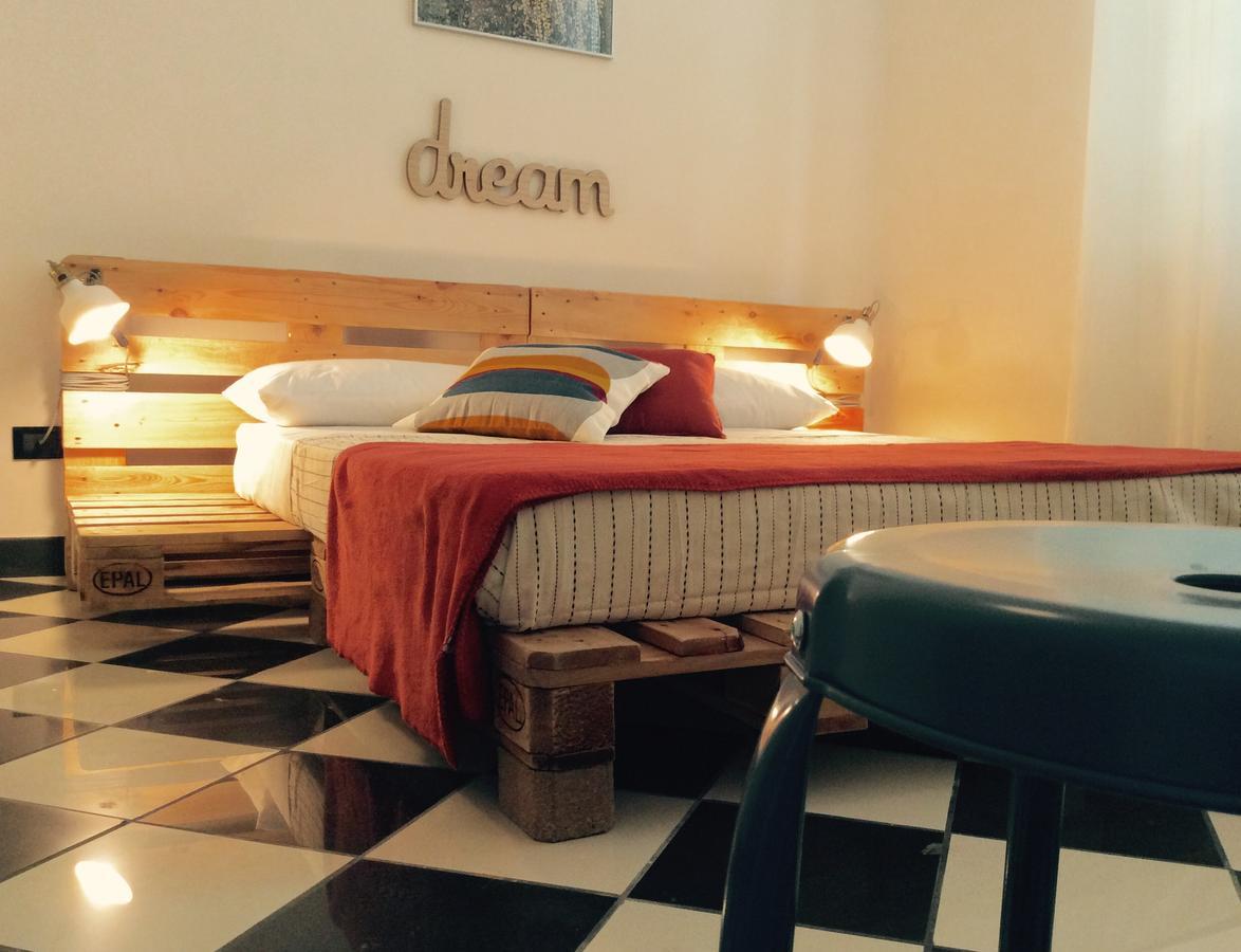 B&B Giu Le Stelle Marina di Massa Eksteriør billede