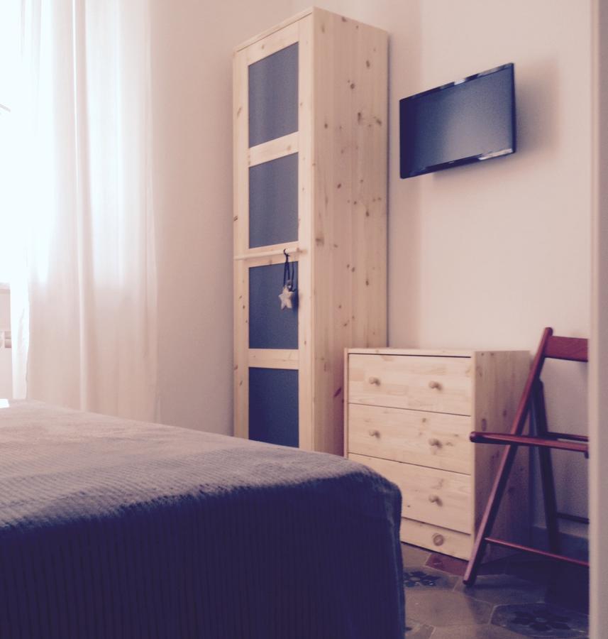 B&B Giu Le Stelle Marina di Massa Eksteriør billede